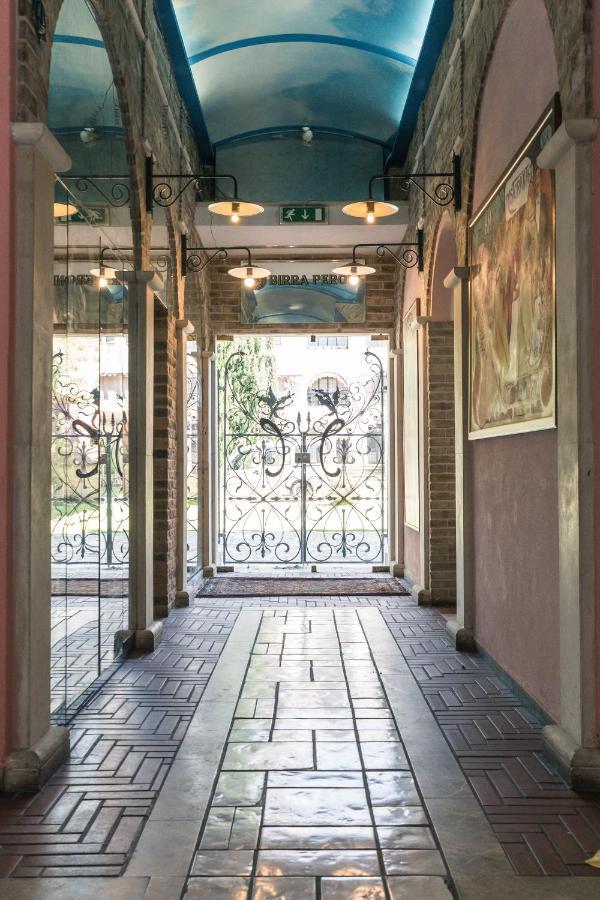 فندق Il Castello Di Perano المظهر الخارجي الصورة