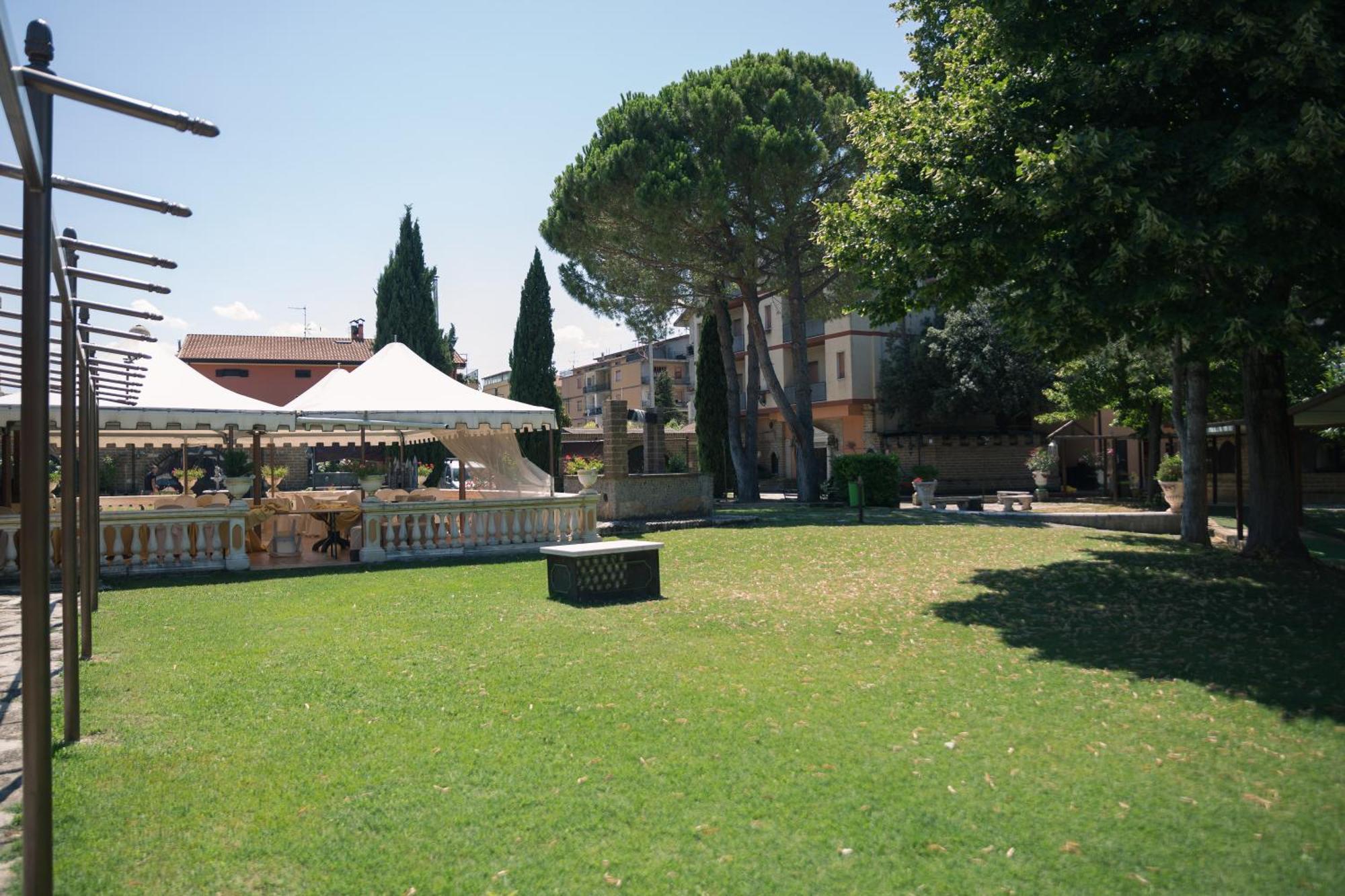 فندق Il Castello Di Perano المظهر الخارجي الصورة